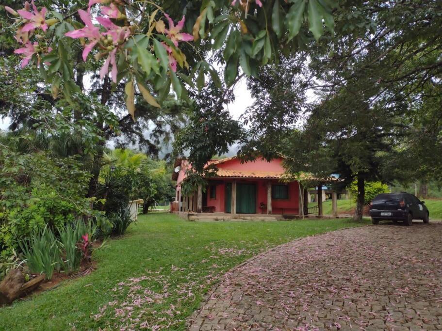 Вилла Sitio Da Tia Lucia Perto Da Montanha Брумадинью Экстерьер фото